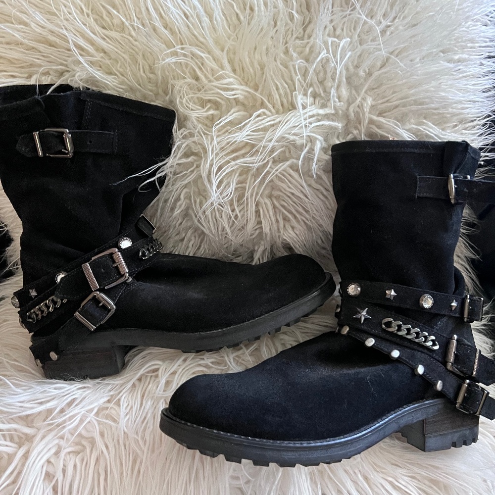 The Shoe Box Black Suede Combat Boot studded ankle chain size 8 Made in Italy